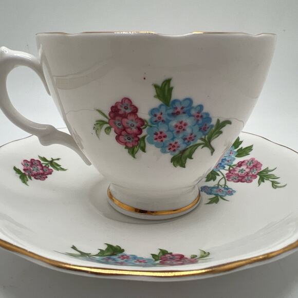 Vintage Royal Vale Pink/Blue Floral (Bone China) Tea Cup/Saucer England - Picture 7 of 7
